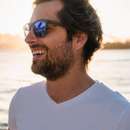 Handsome, tall and tanned guy wants to meet shy woman in Wilmington